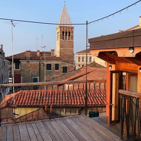 Key Location Near Palazzo Grassi Villa เวนิส ภายนอก รูปภาพ