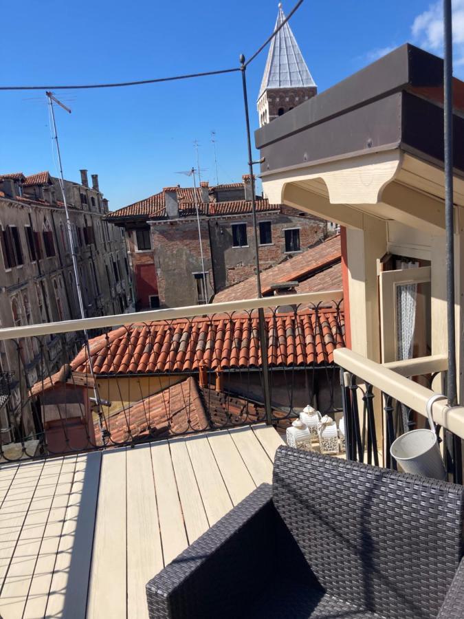 Key Location Near Palazzo Grassi Villa เวนิส ภายนอก รูปภาพ