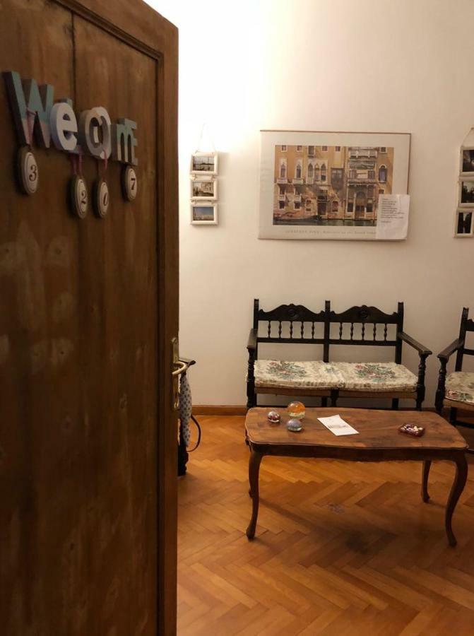Key Location Near Palazzo Grassi Villa เวนิส ภายนอก รูปภาพ