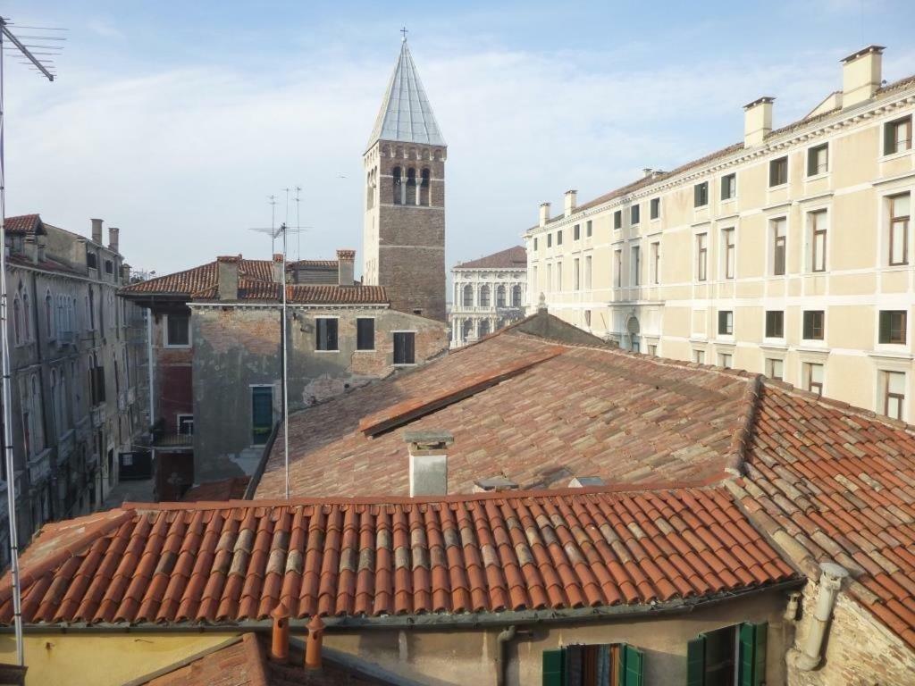Key Location Near Palazzo Grassi Villa เวนิส ภายนอก รูปภาพ